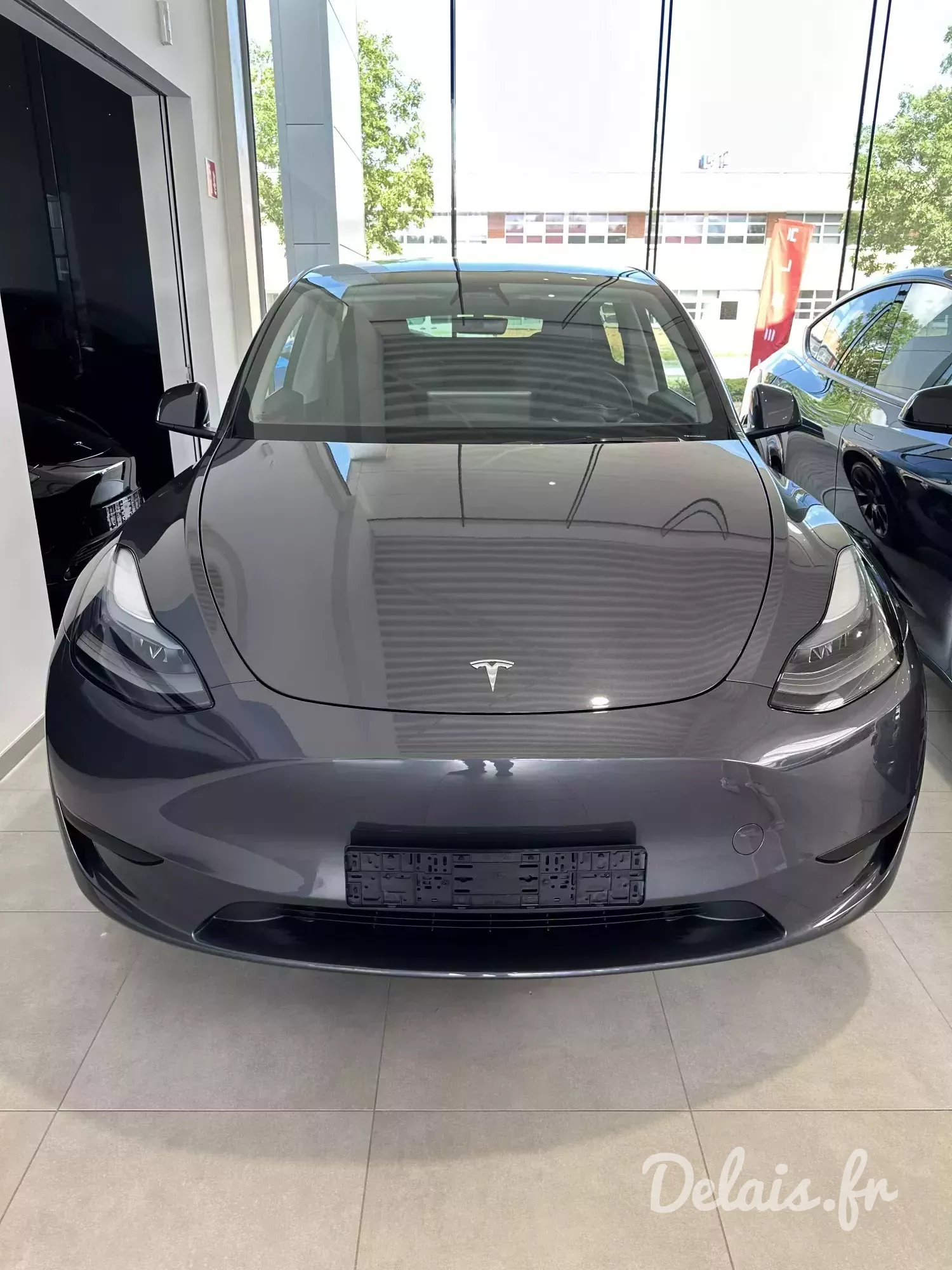 Tesla Model Y Night Grey Standard