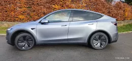 Tesla Model Y Quicksilver Grande Autonomie of Wireless