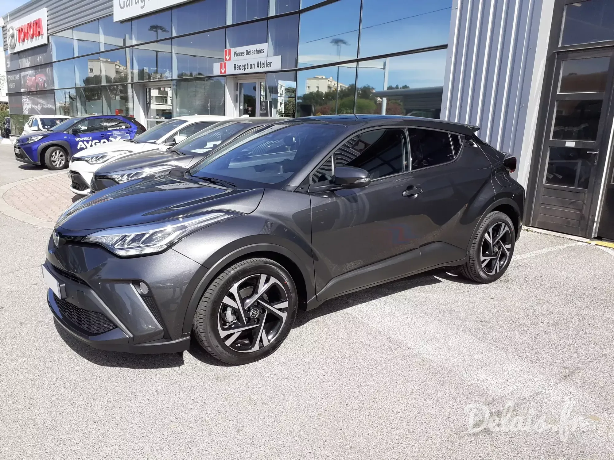 Toyota C-HR Gris Atlas Design