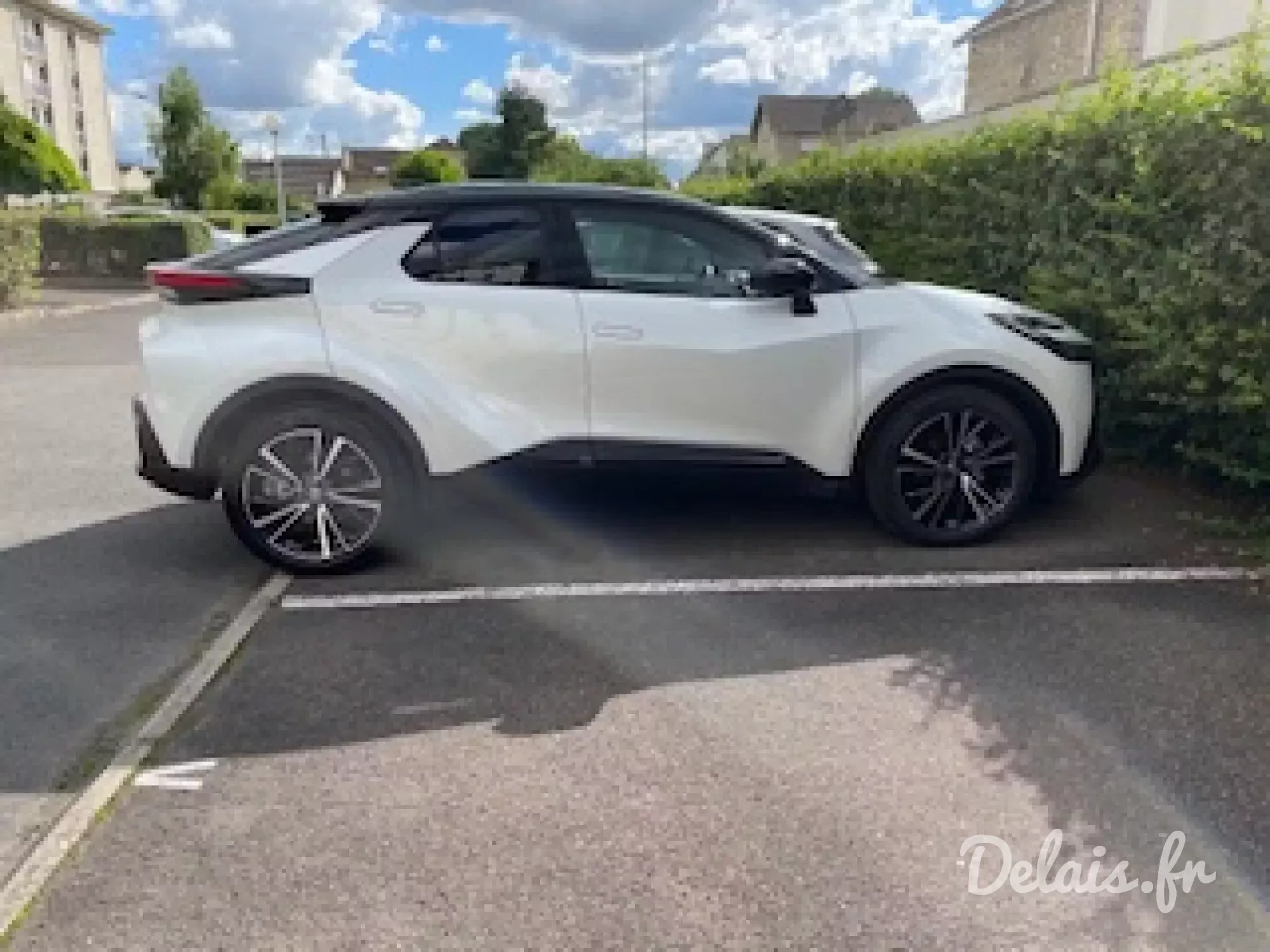 Toyota C-HR Blanc Lunaire Collection