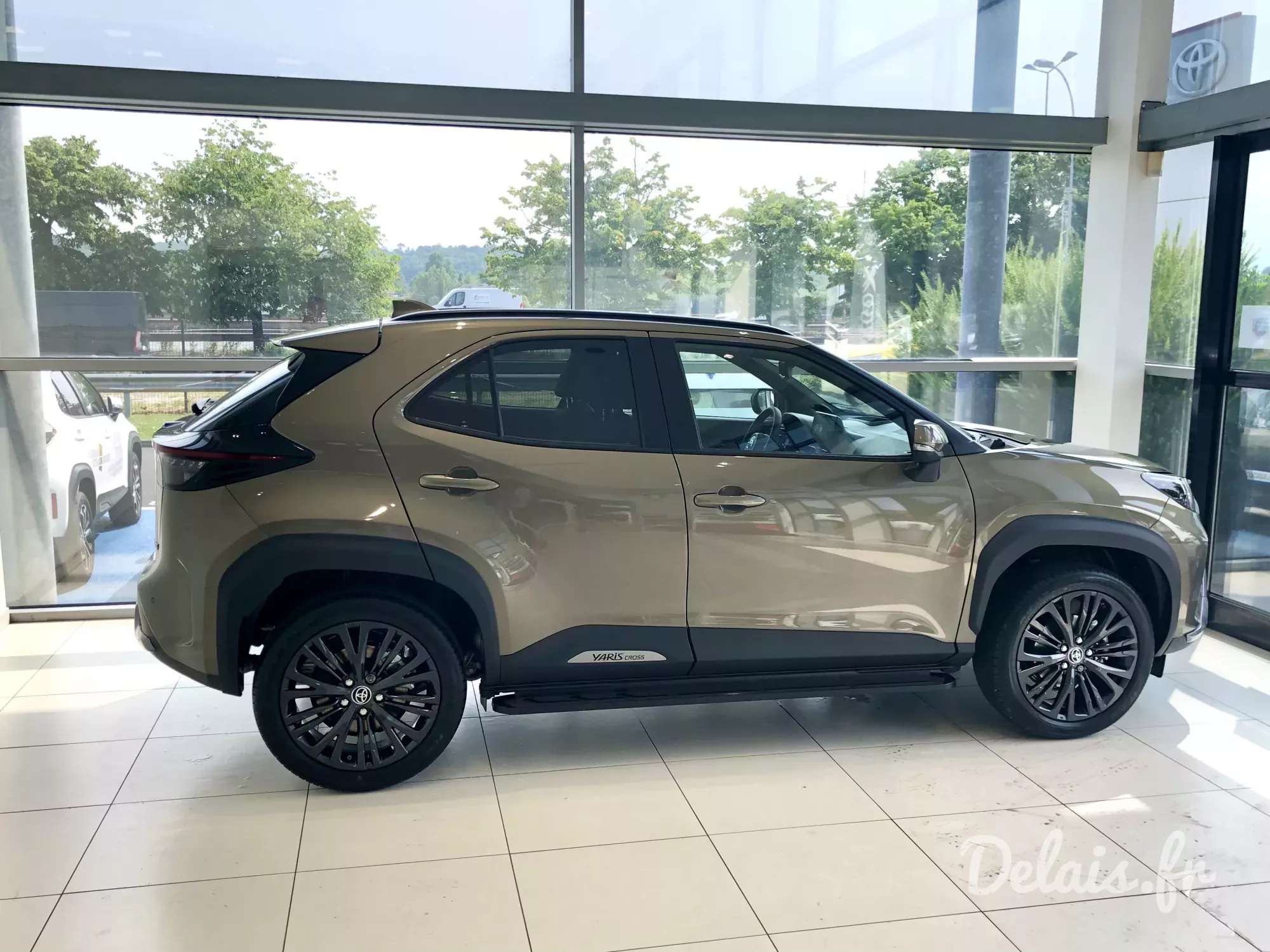 Toyota Yaris Cross Bronze Impérial Trail