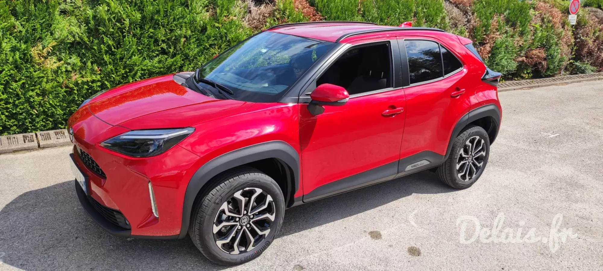 Toyota Yaris Cross Rouge Intense Design
