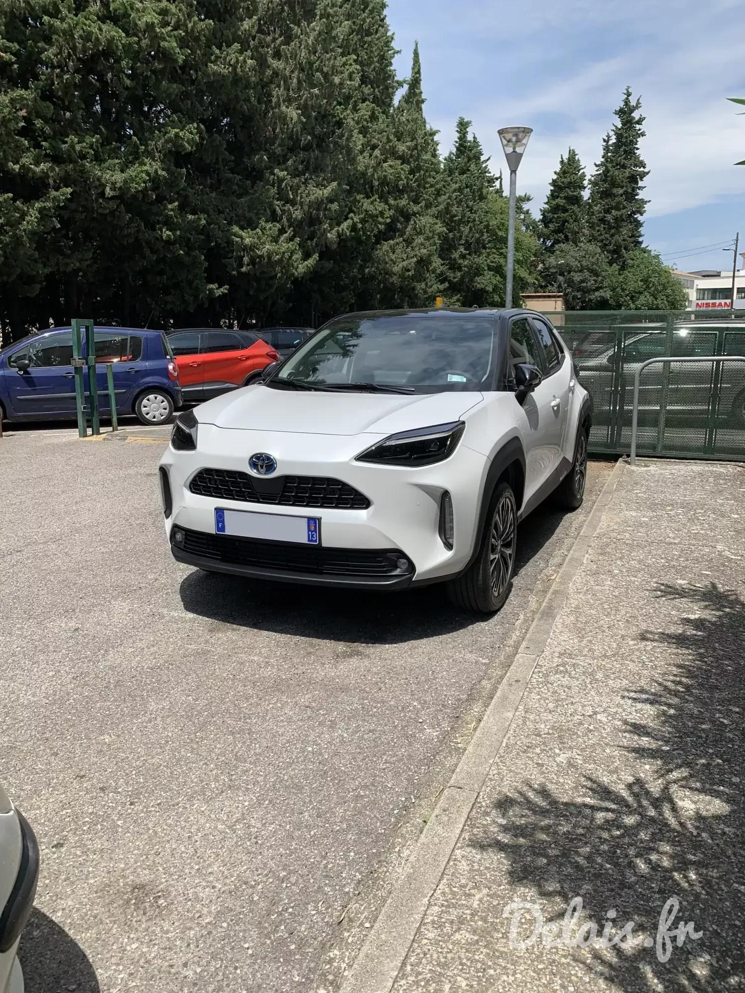 Toyota Yaris Cross Blanc Lunaire Dynamic Business