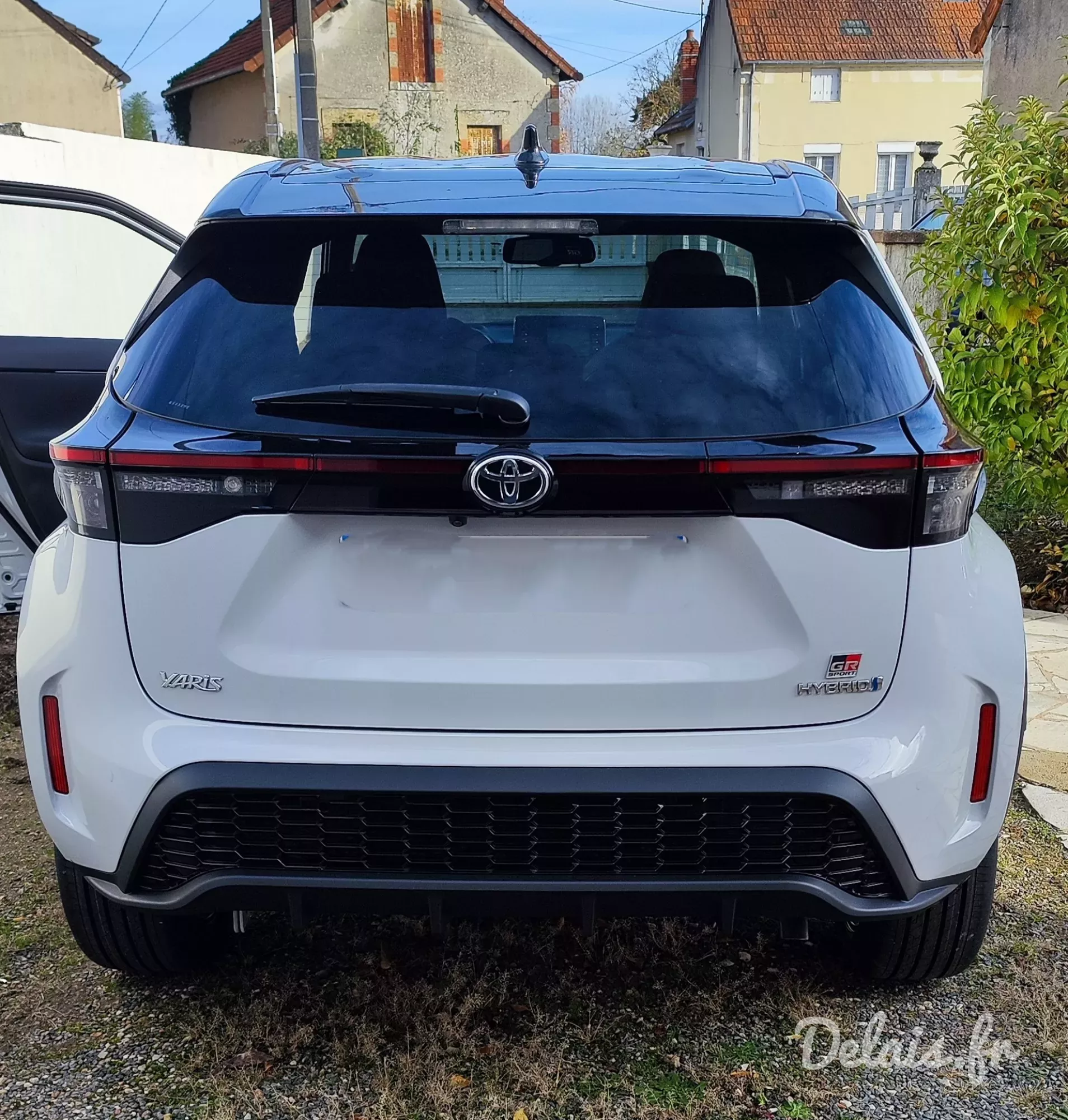 Toyota Yaris Cross Blanc Lunaire GR Sport