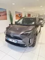 Toyota Yaris Cross Gris Atlas Design of Cathy