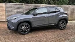 Toyota Yaris Cross Gris Météore GR Sport of Verame