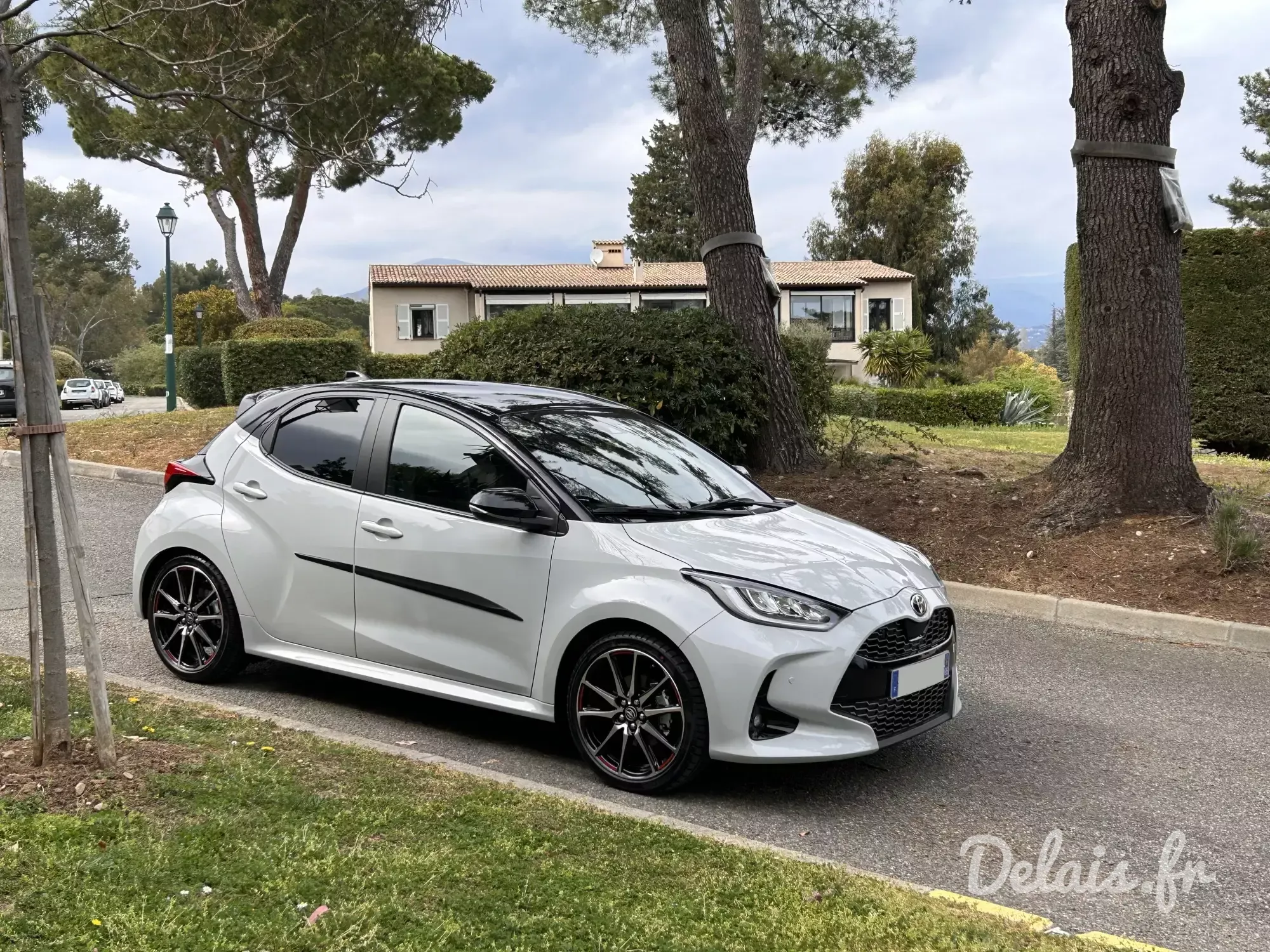 Toyota Yaris Gris Minéral GR Sport