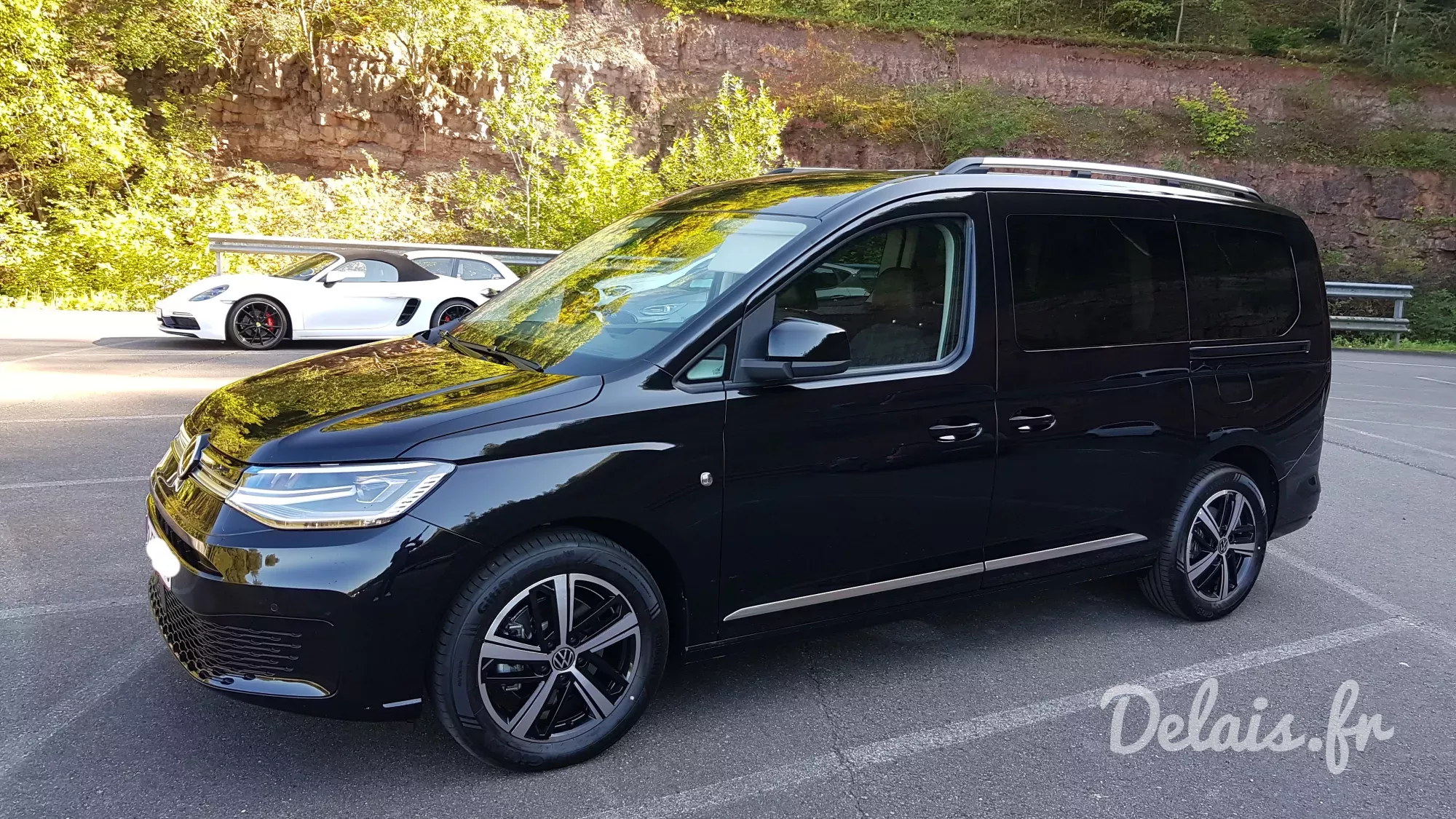 Volkswagen Caddy Deep Black Style Long