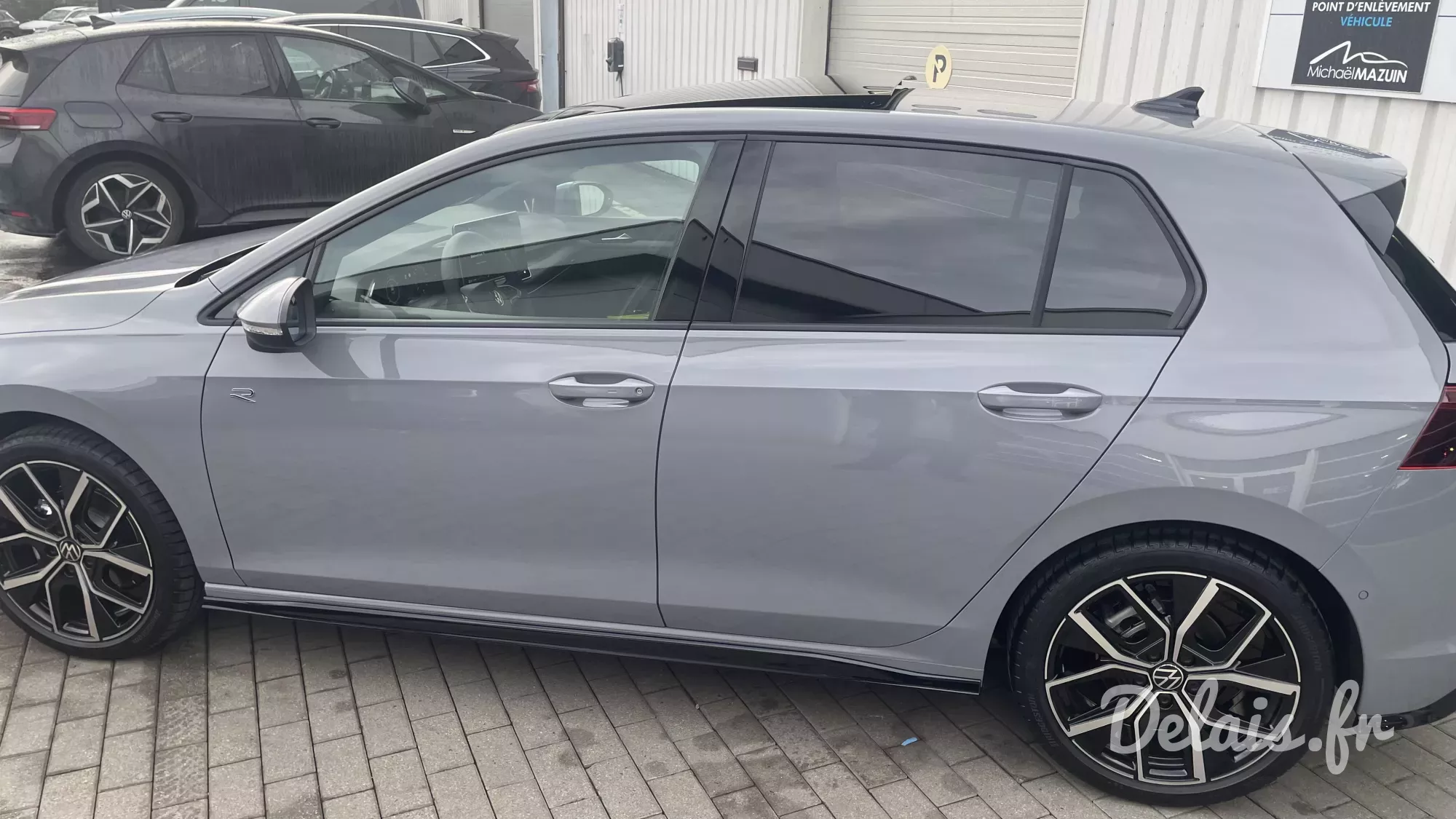 Volkswagen Golf Urano Grey R-Line