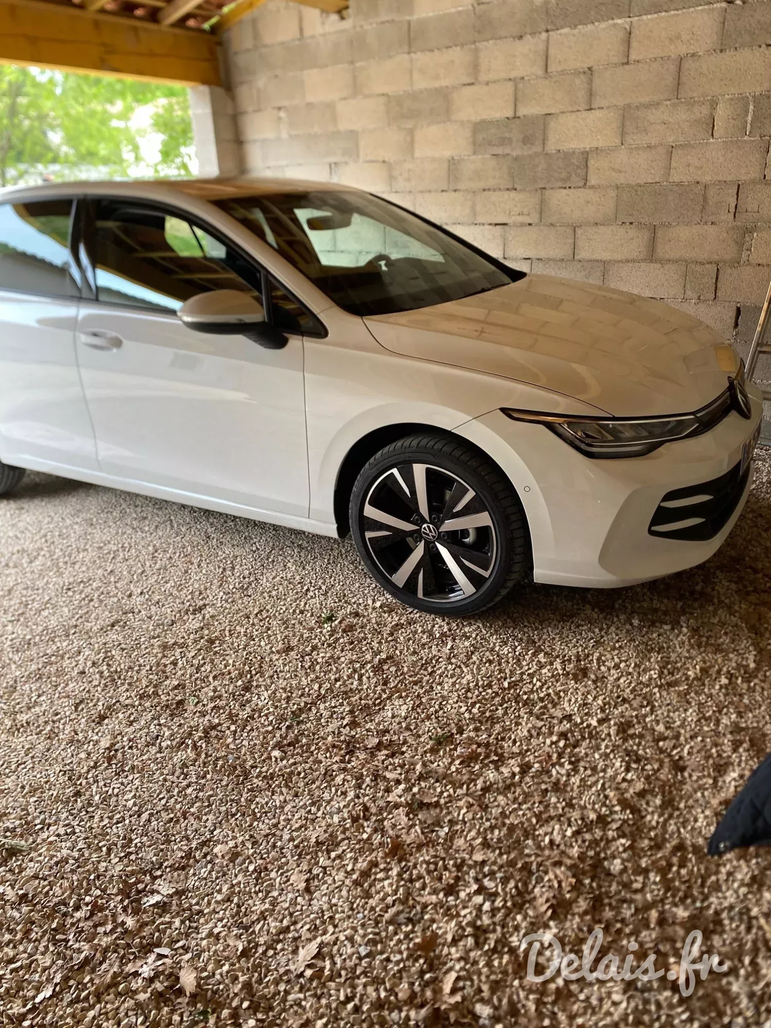 Volkswagen Golf Pure White Life Plus
