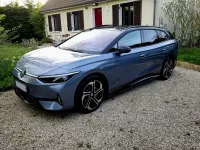 Volkswagen ID.7 Tourer Denim Blue GTX  RealCronos