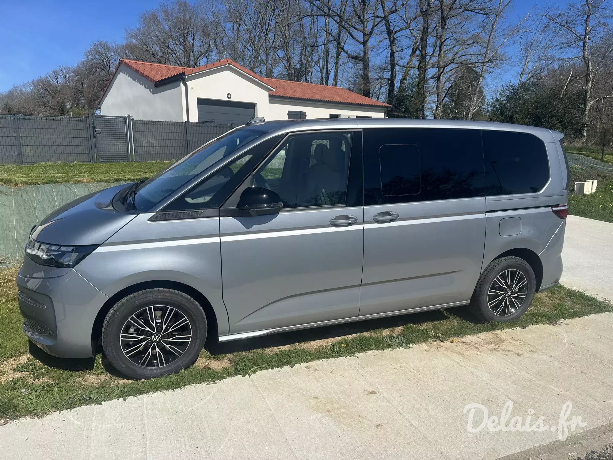 Volkswagen Multivan Argent Mono Life Court