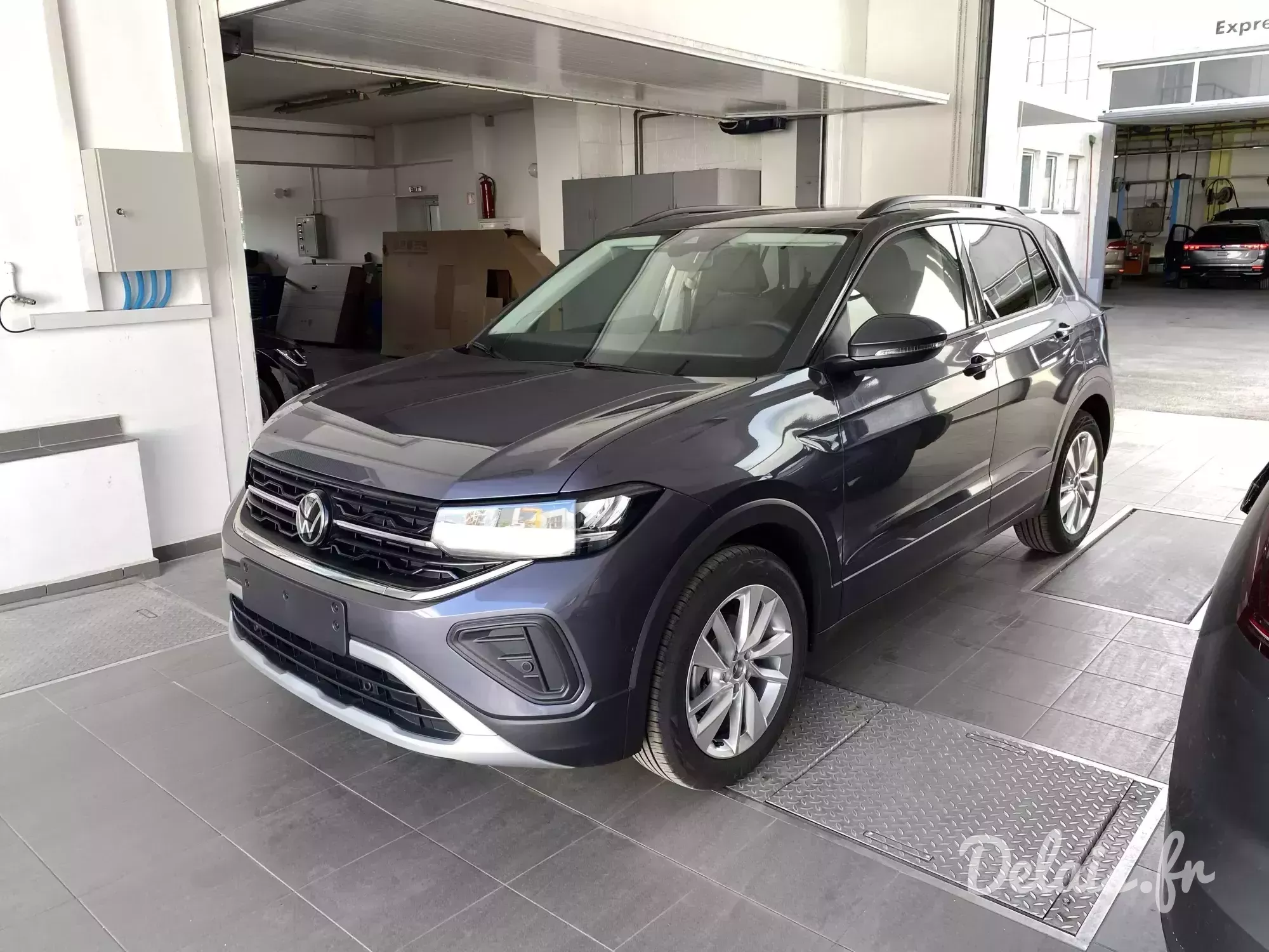 Volkswagen T-Cross Gris Ascot Life Plus
