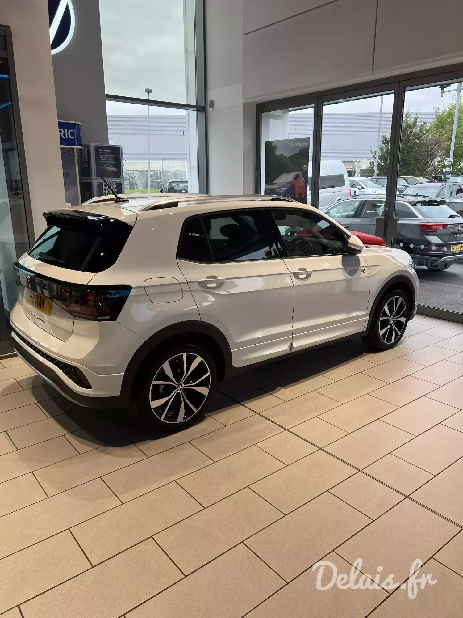 Volkswagen T-Cross Pure White R-Line Tech
