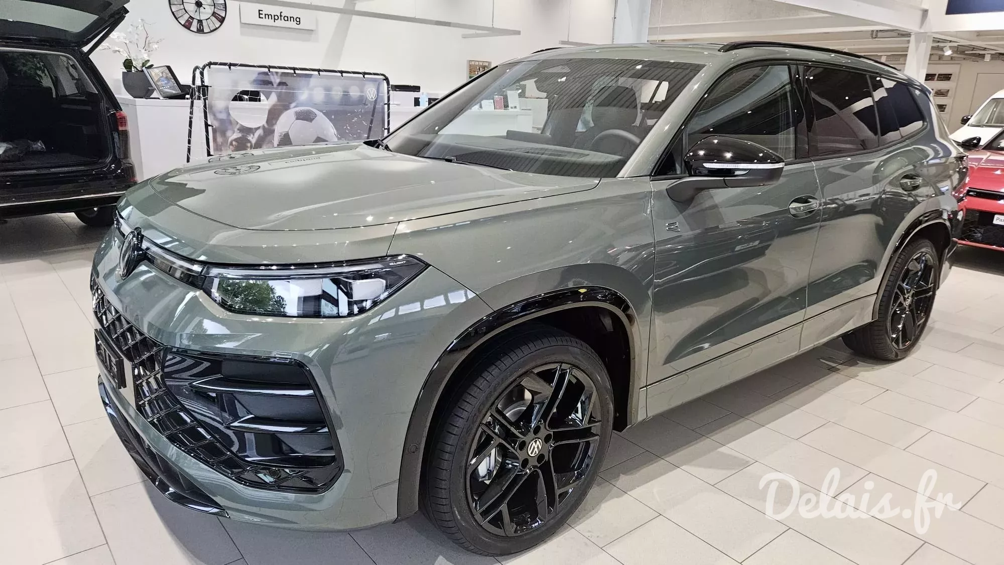 Volkswagen Tayron Cipressino Green R-Line