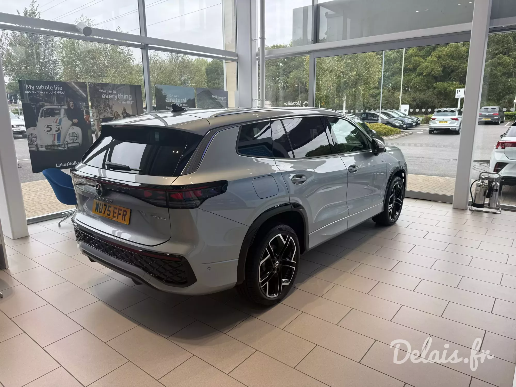 Volkswagen Tayron Oyster Silver R-Line Edition