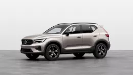 Volvo XC40 Argent Crépuscule Plus of AL