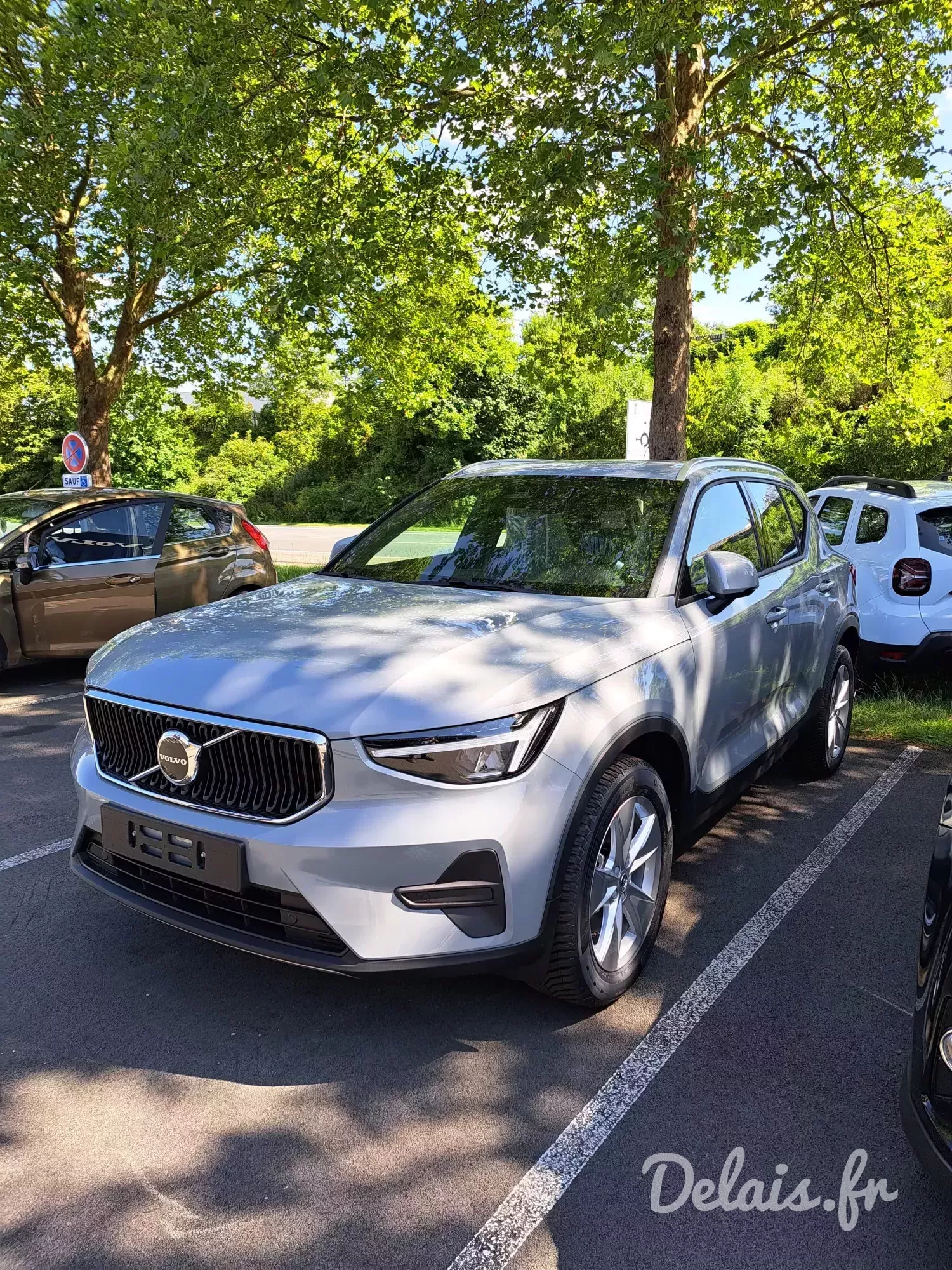 Volvo XC40 Vapour Grey / Gris Brume Start