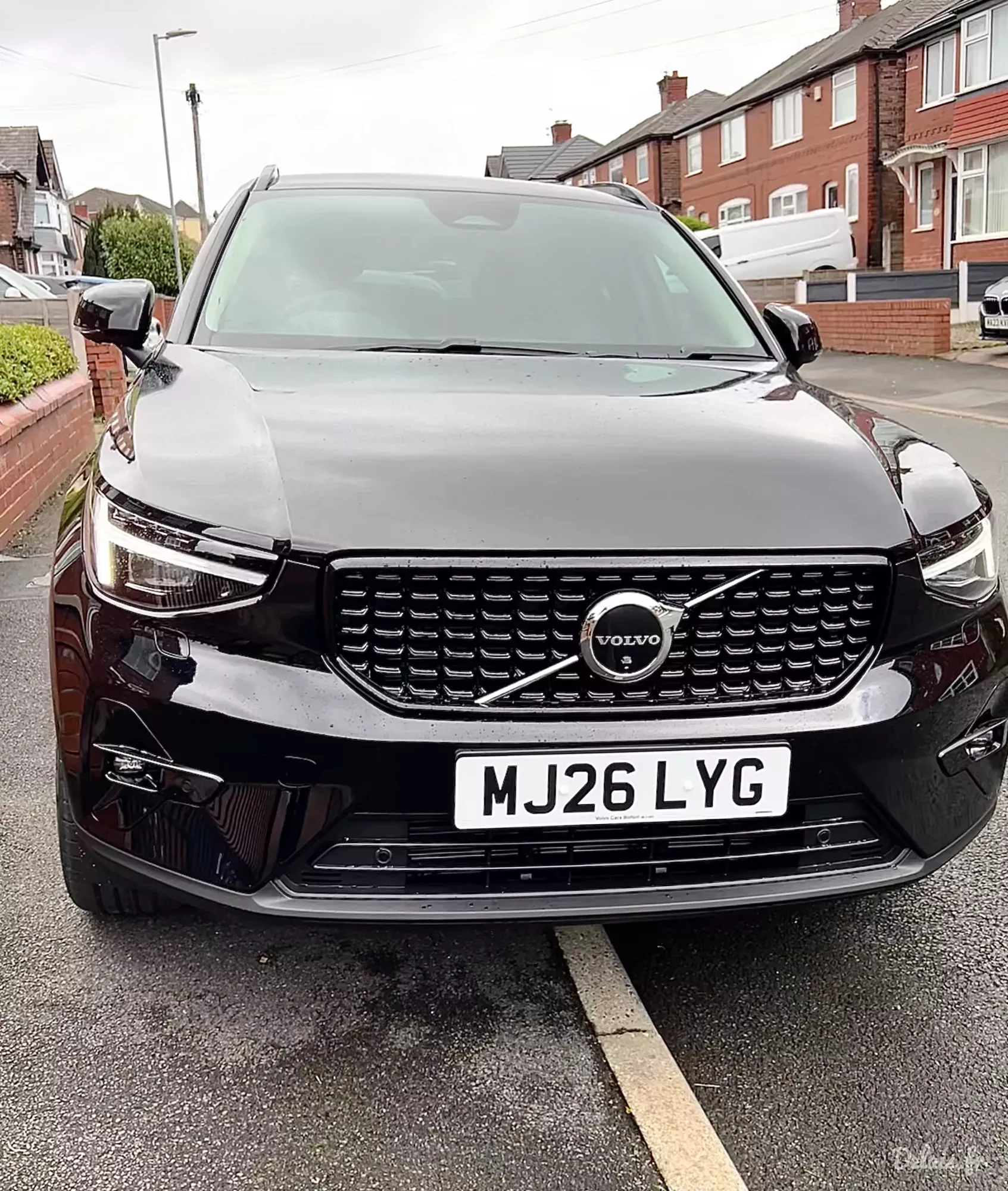 Volvo XC40 Onyx Black Plus