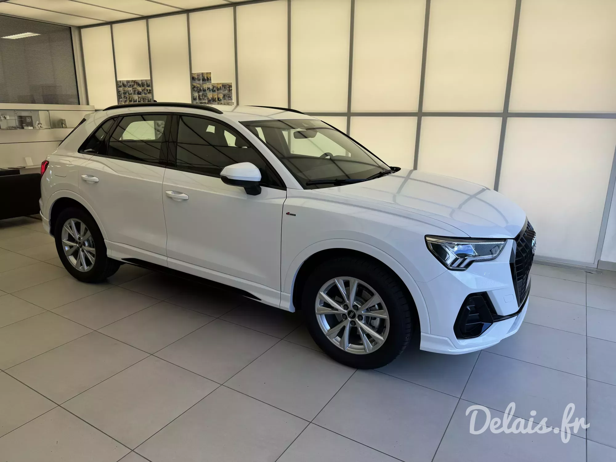 Audi Q3 Blanc Ibis S line