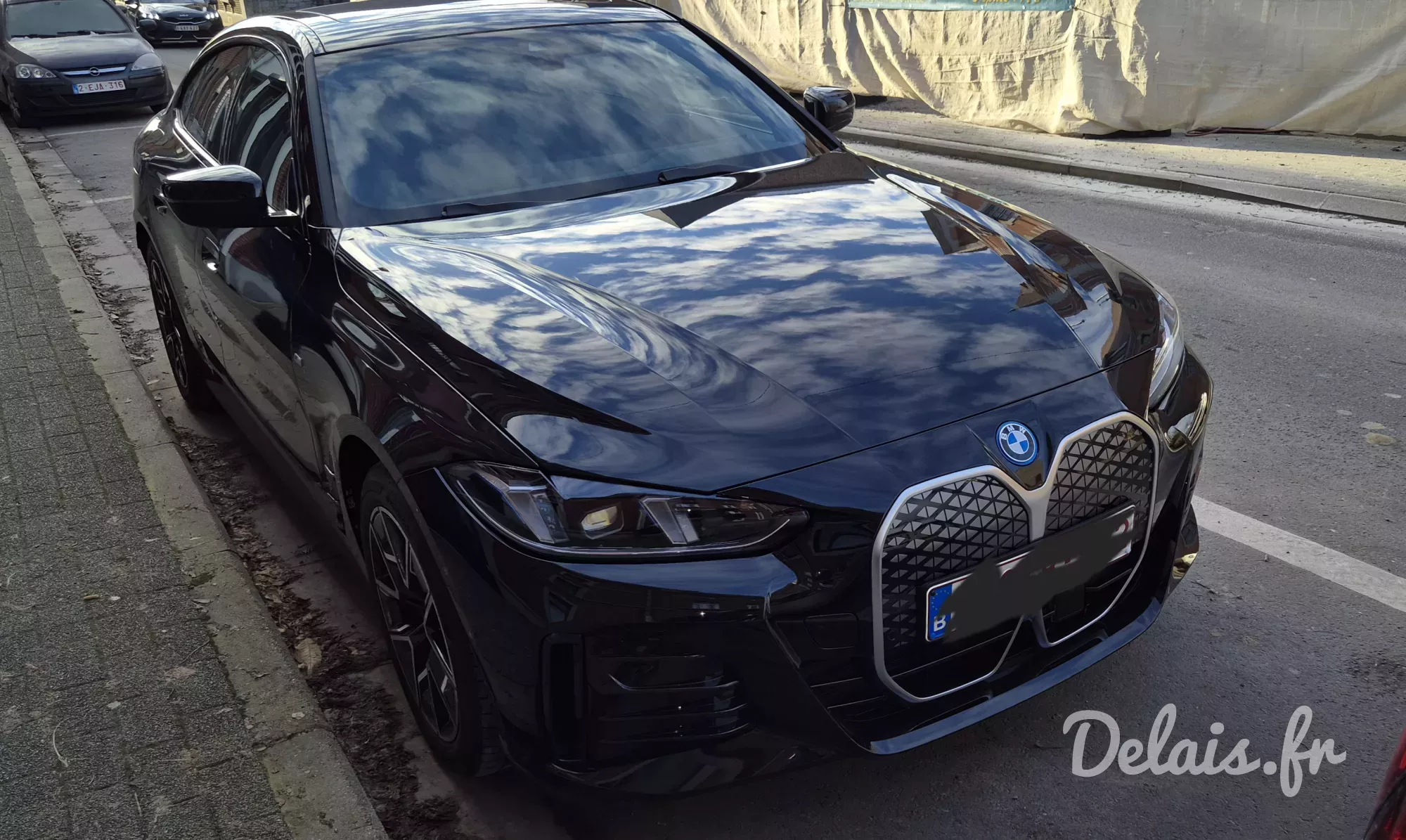 BMW i4 Saphirschwarz M Sport