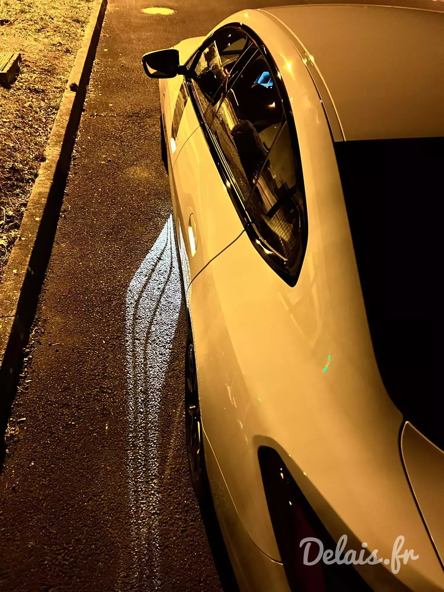 BMW i4 Alpinweiss M Sport