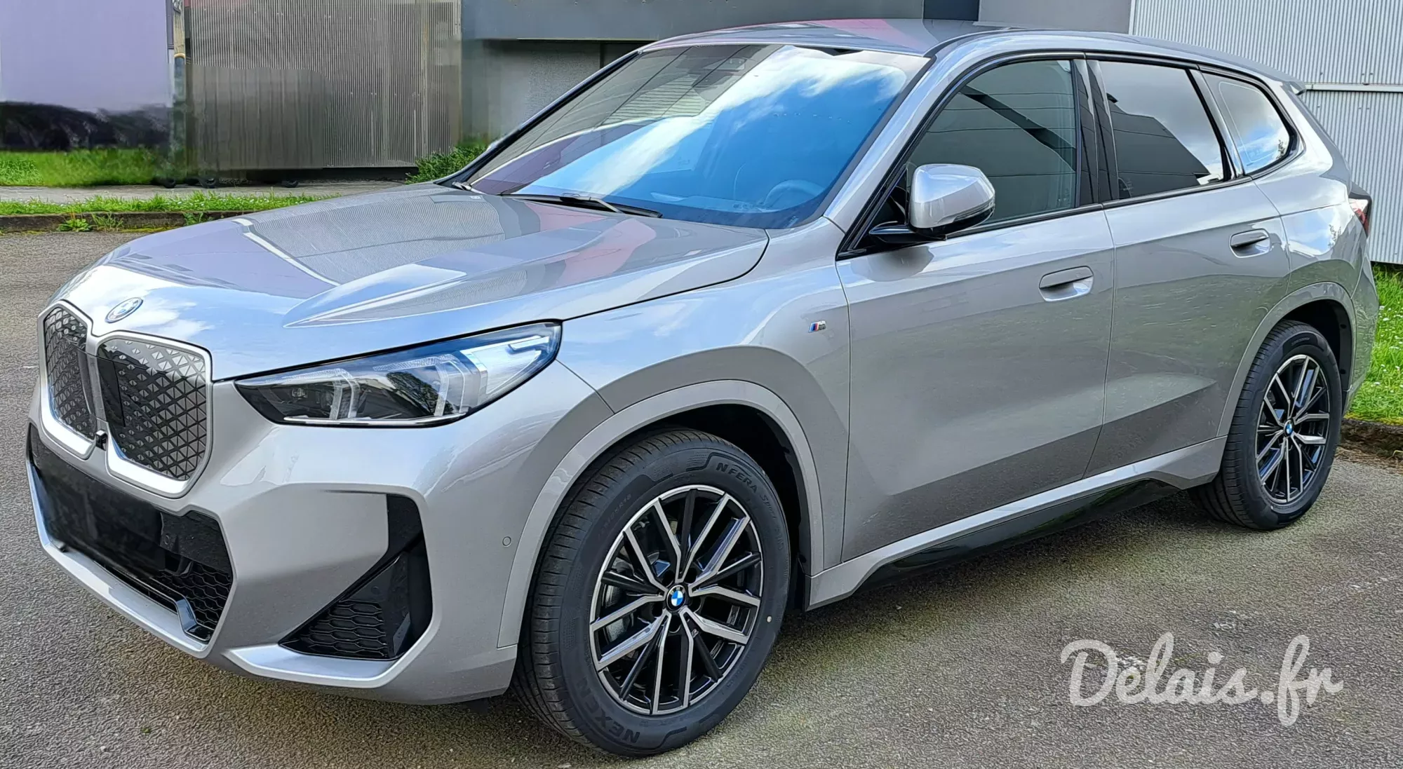 BMW iX1 Spacesilber M Sport