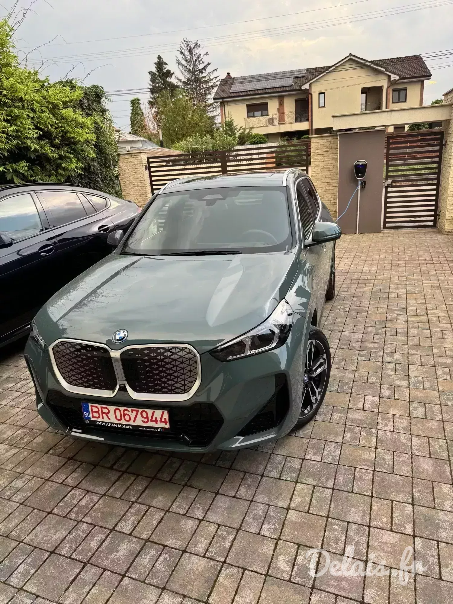 BMW iX1 Cape York Green M Sport
