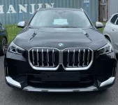 BMW X1 Schwarz xLine de Aviateur25
