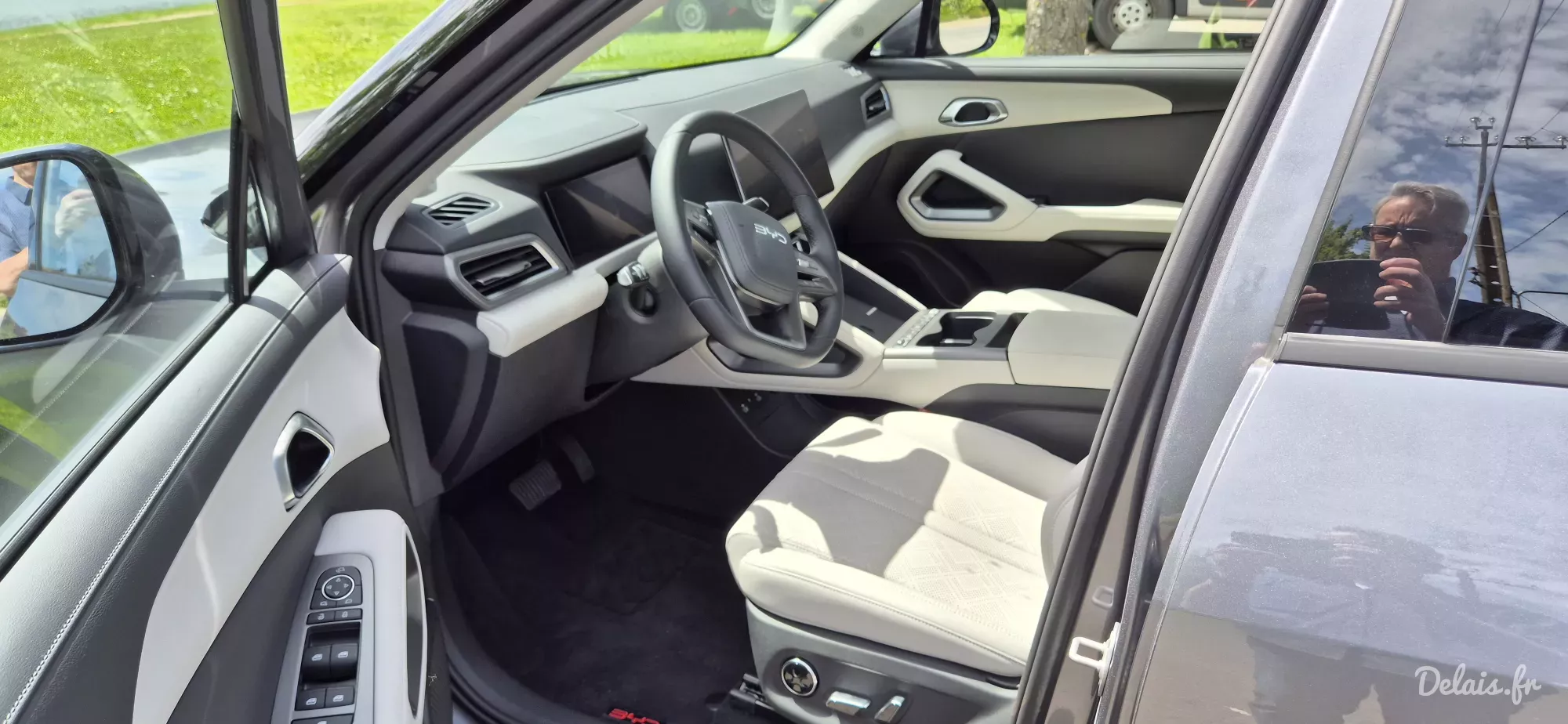 BYD Atto 2 Climbing Grey Comfort