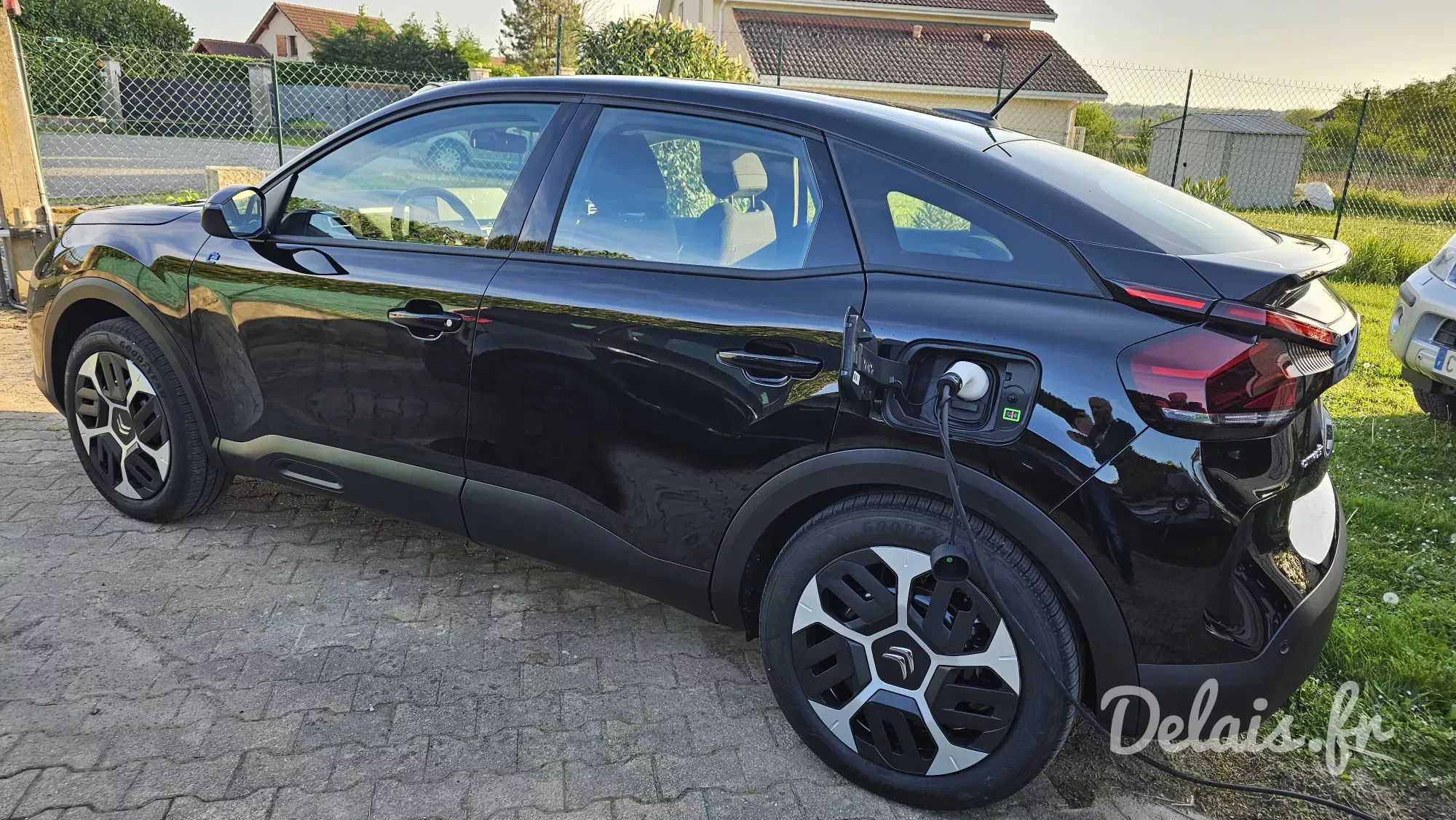Citroën C4 Noir Perla Nera You