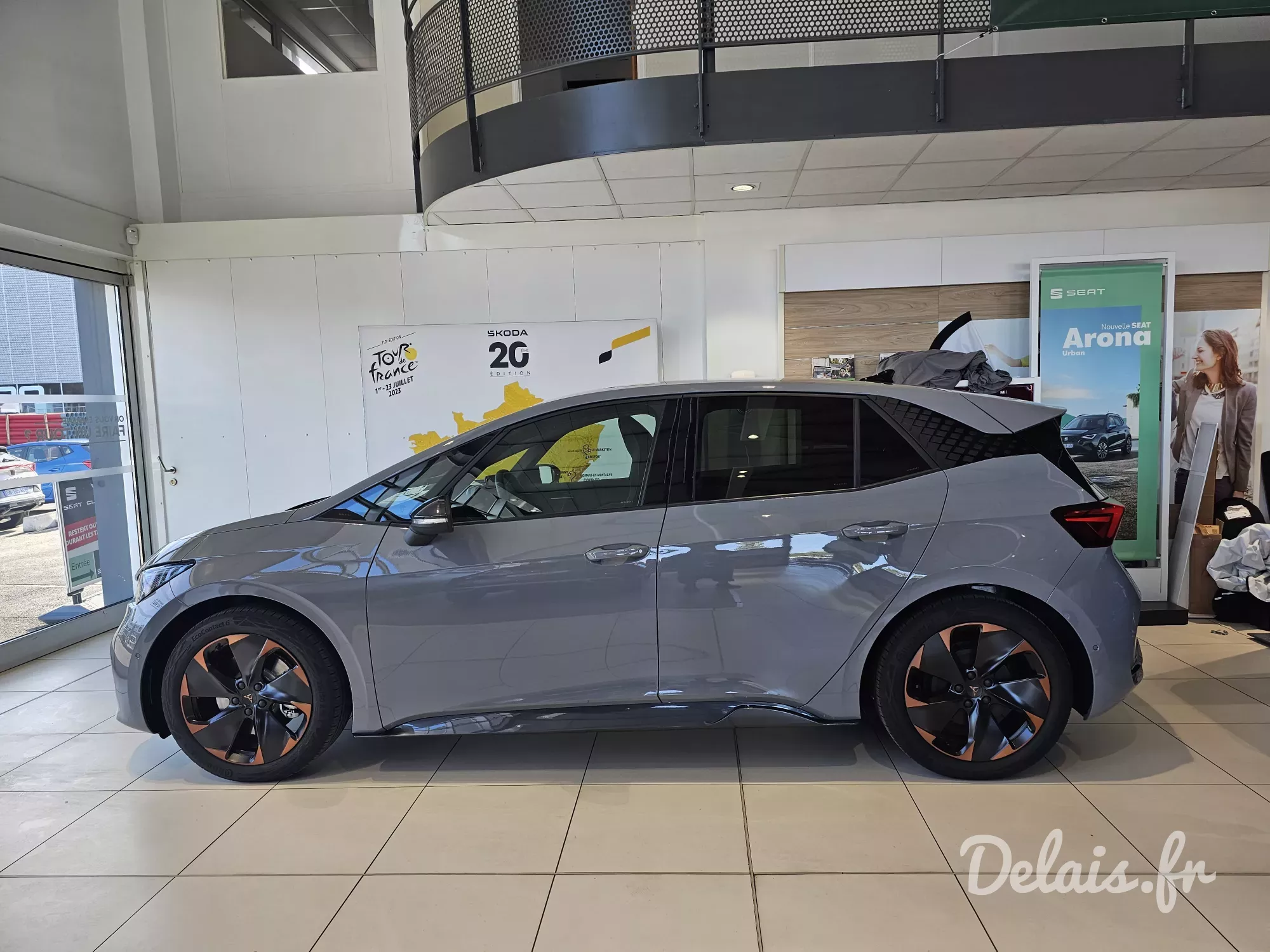 Cupra Born Gris Brume VZ