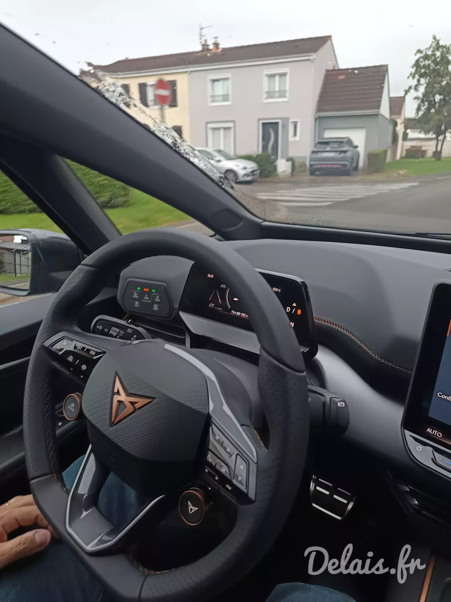 Cupra Born Gris Quasar VZ