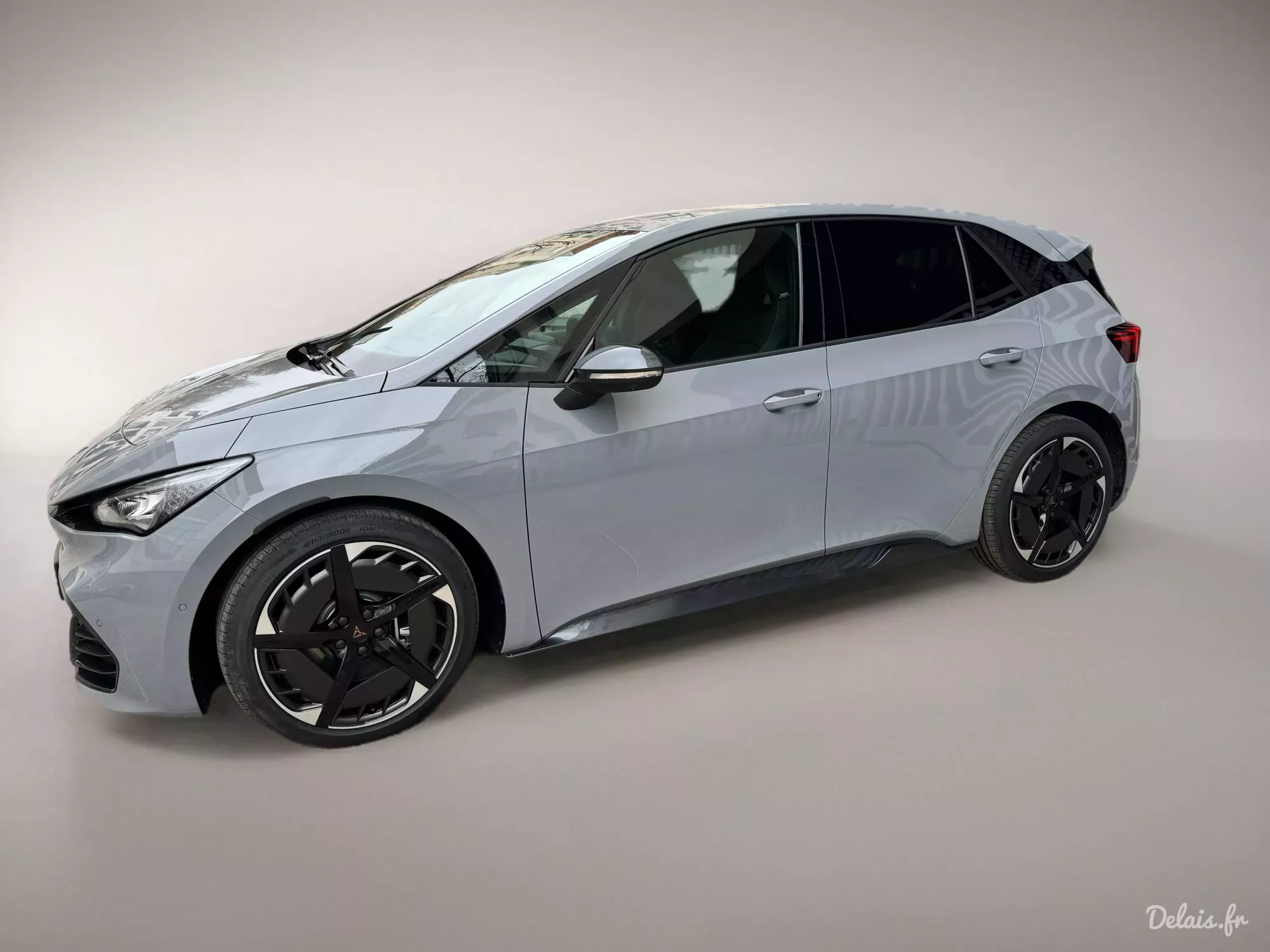 Cupra Born Gris Brume V