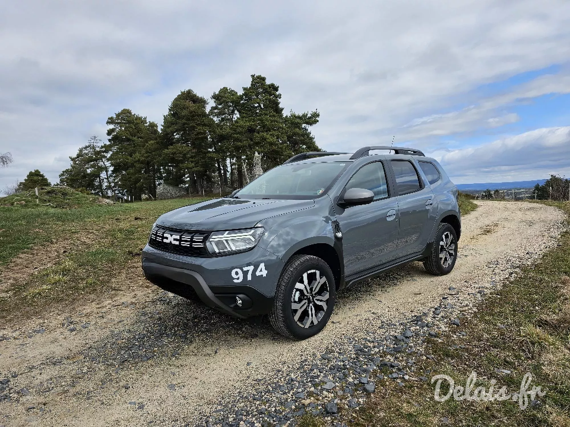 Dacia Duster Gris Urbain Journey +