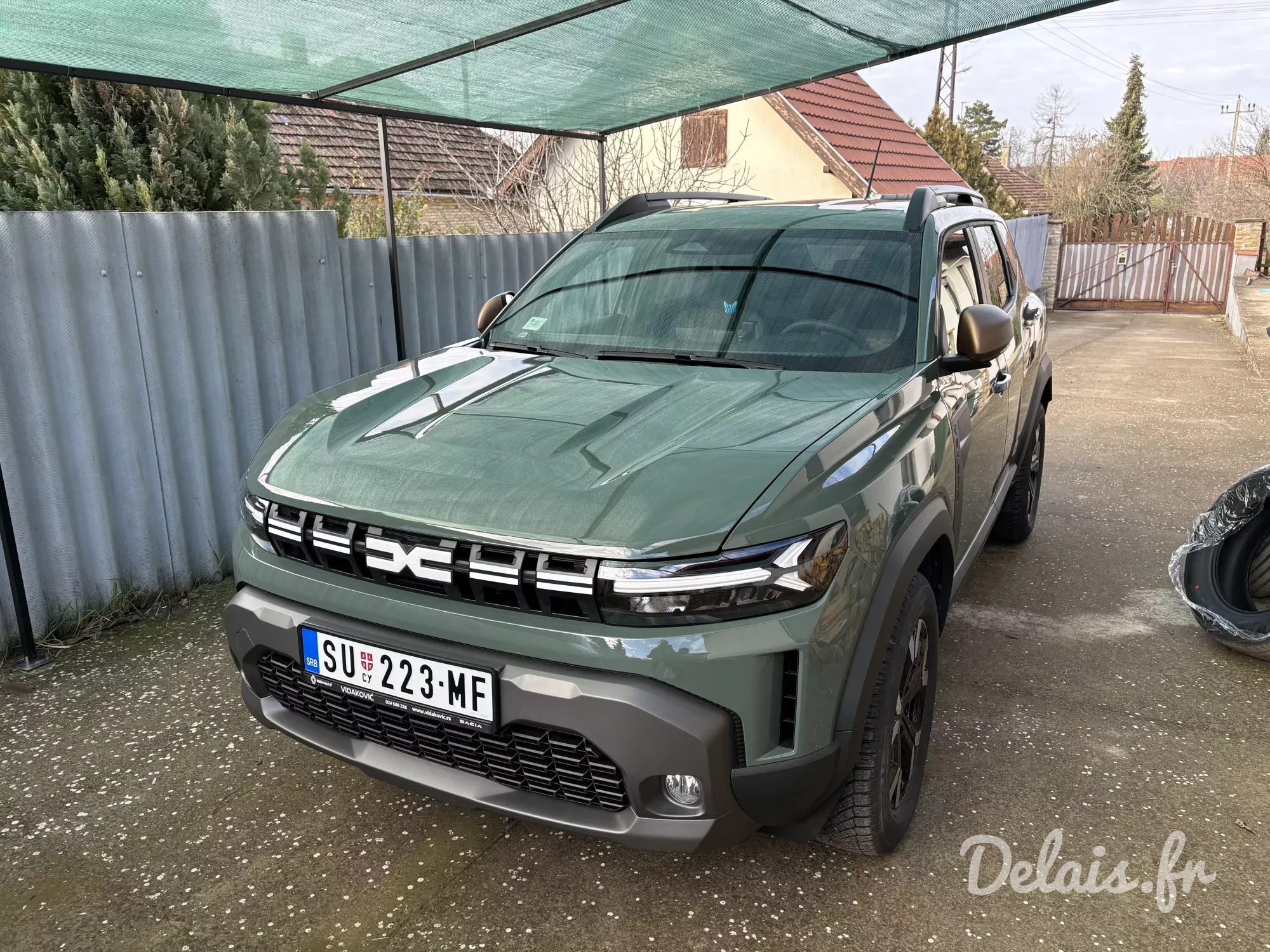 Dacia Duster Kaki Lichen Extreme