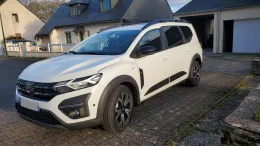 retard livraison dacia jogger