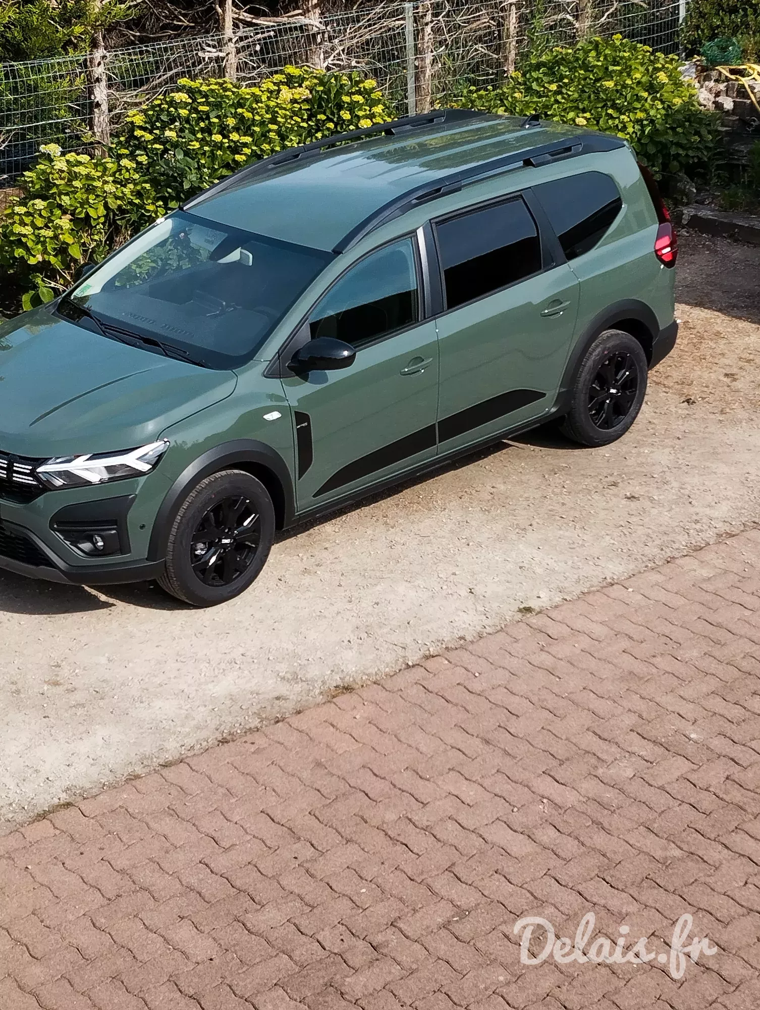 Dacia Jogger Kaki Lichen Extreme+ 5 Places