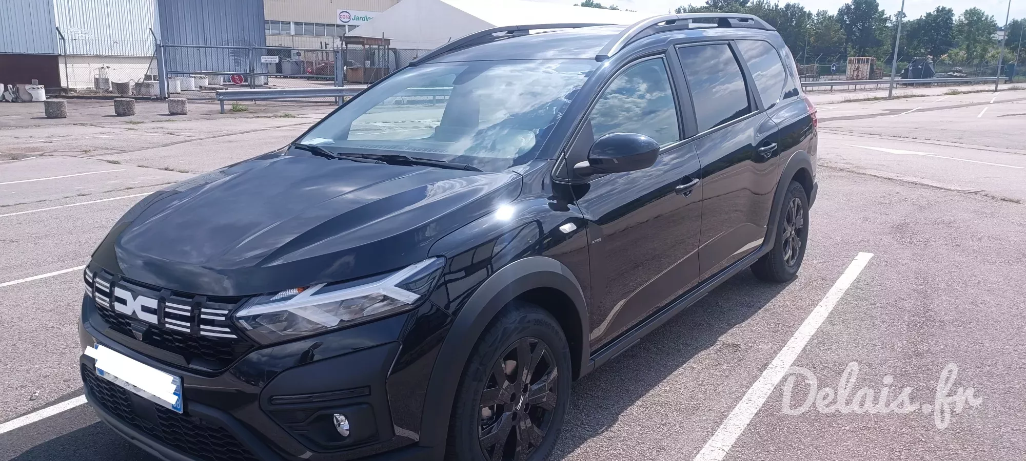 Dacia Jogger Noir Nacré Extreme+ 5 Places