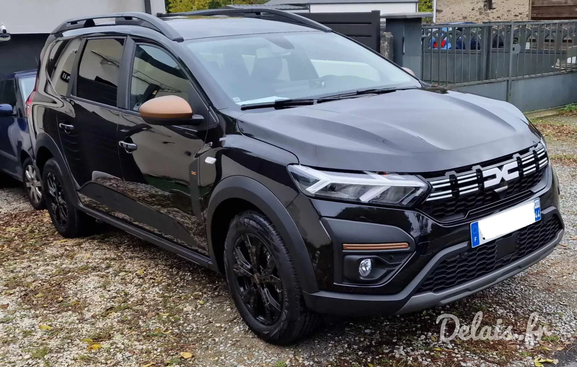 Dacia Jogger Noir Nacré Extreme 7 Places