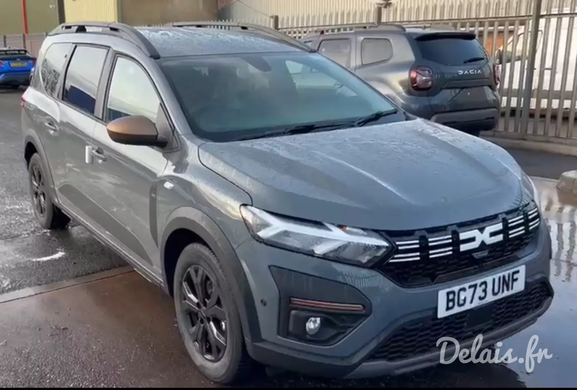 Dacia Jogger Gris Urbain Extreme 7 Places
