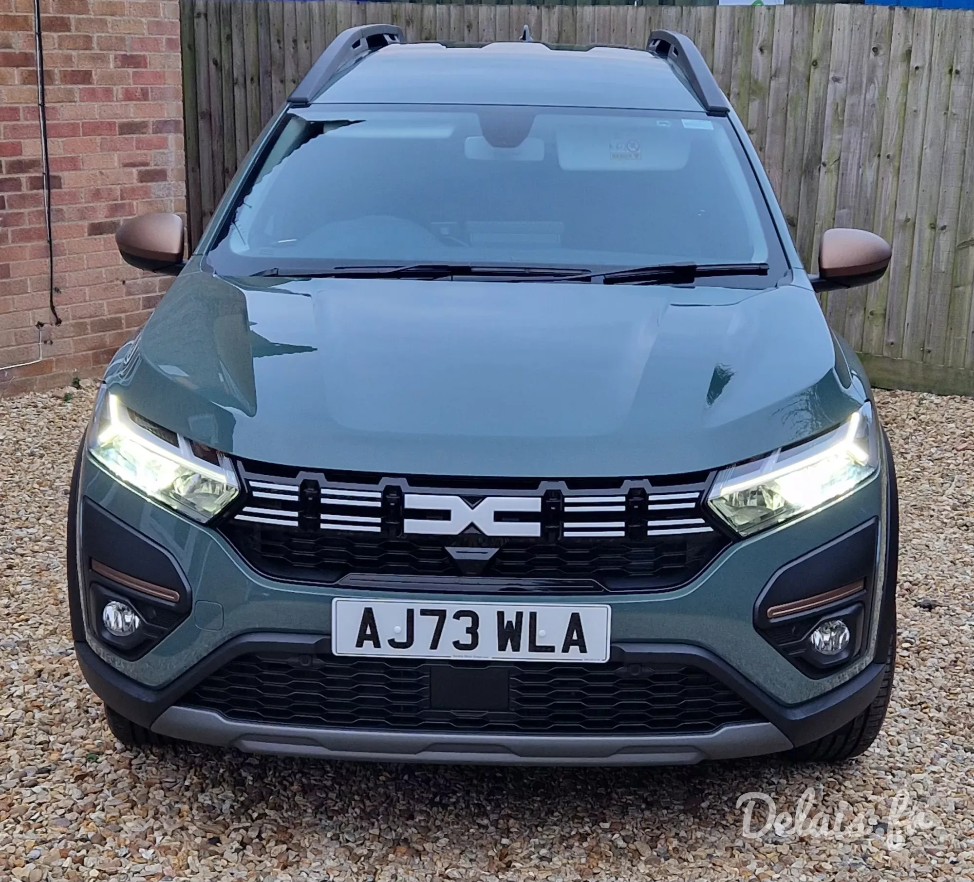 Dacia Jogger Kaki Lichen Extreme+ 7 Places