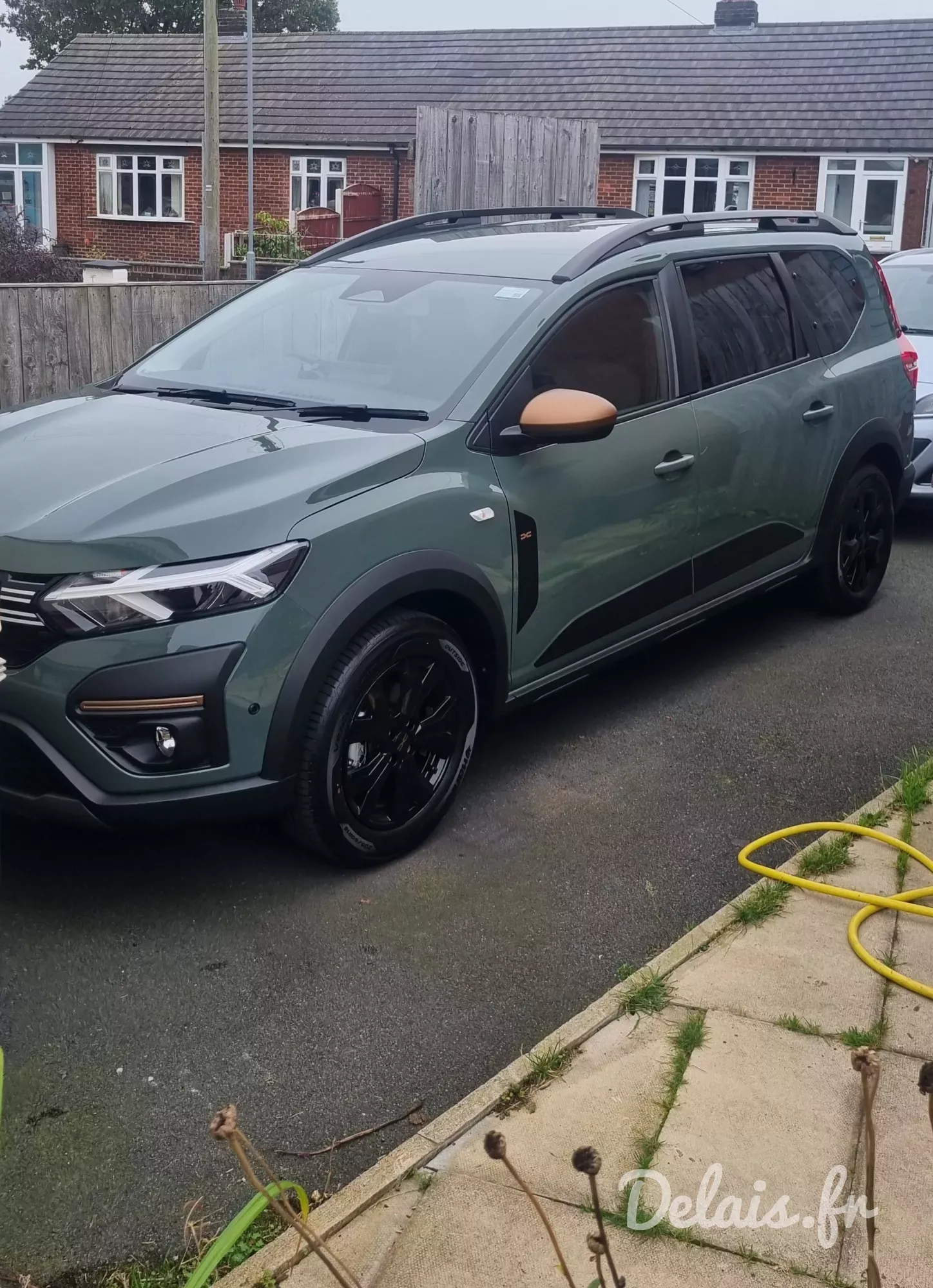 Dacia Jogger Kaki Lichen Extreme 7 Places