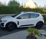 Dacia Sandero Blanc Glacier Stepway Extreme de Jo