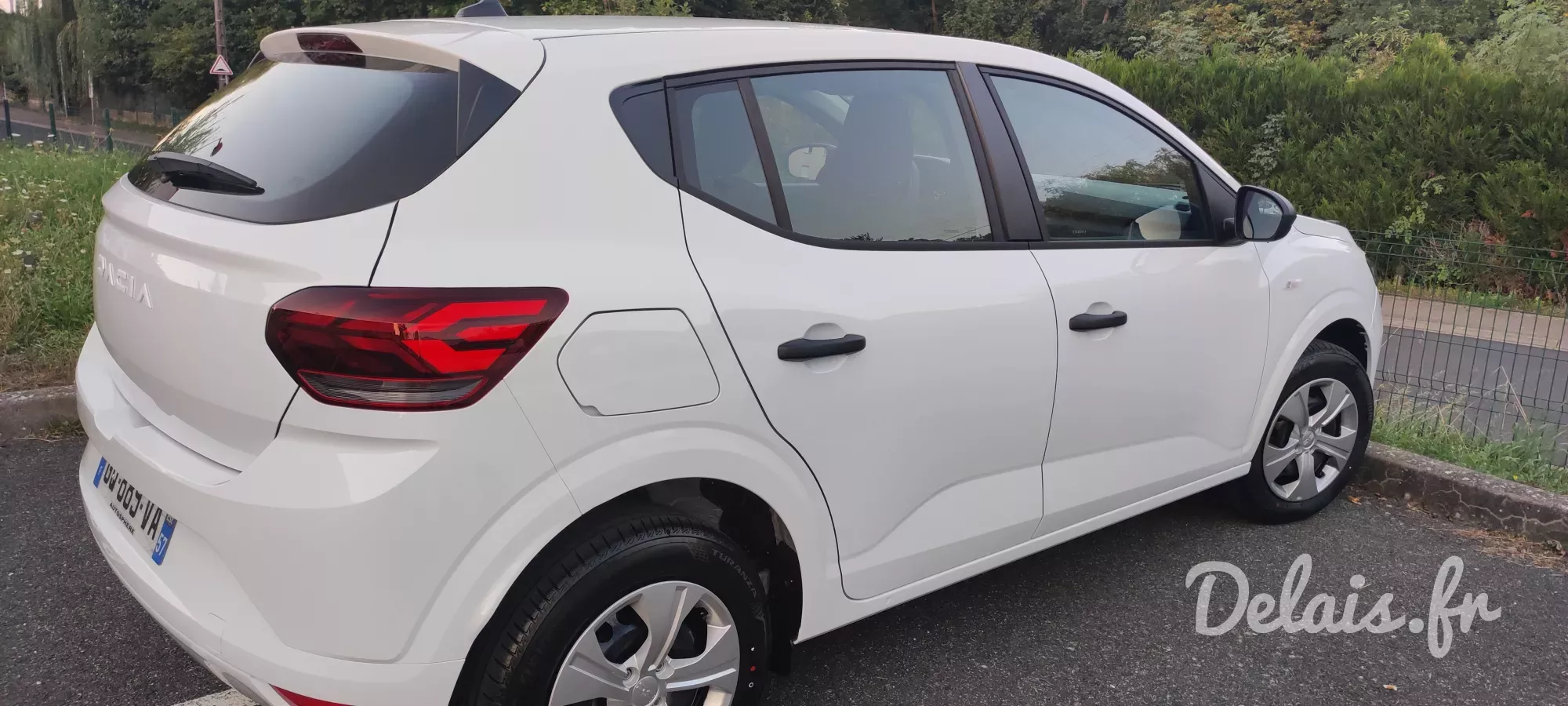 Dacia Sandero Blanc Glacier Essential