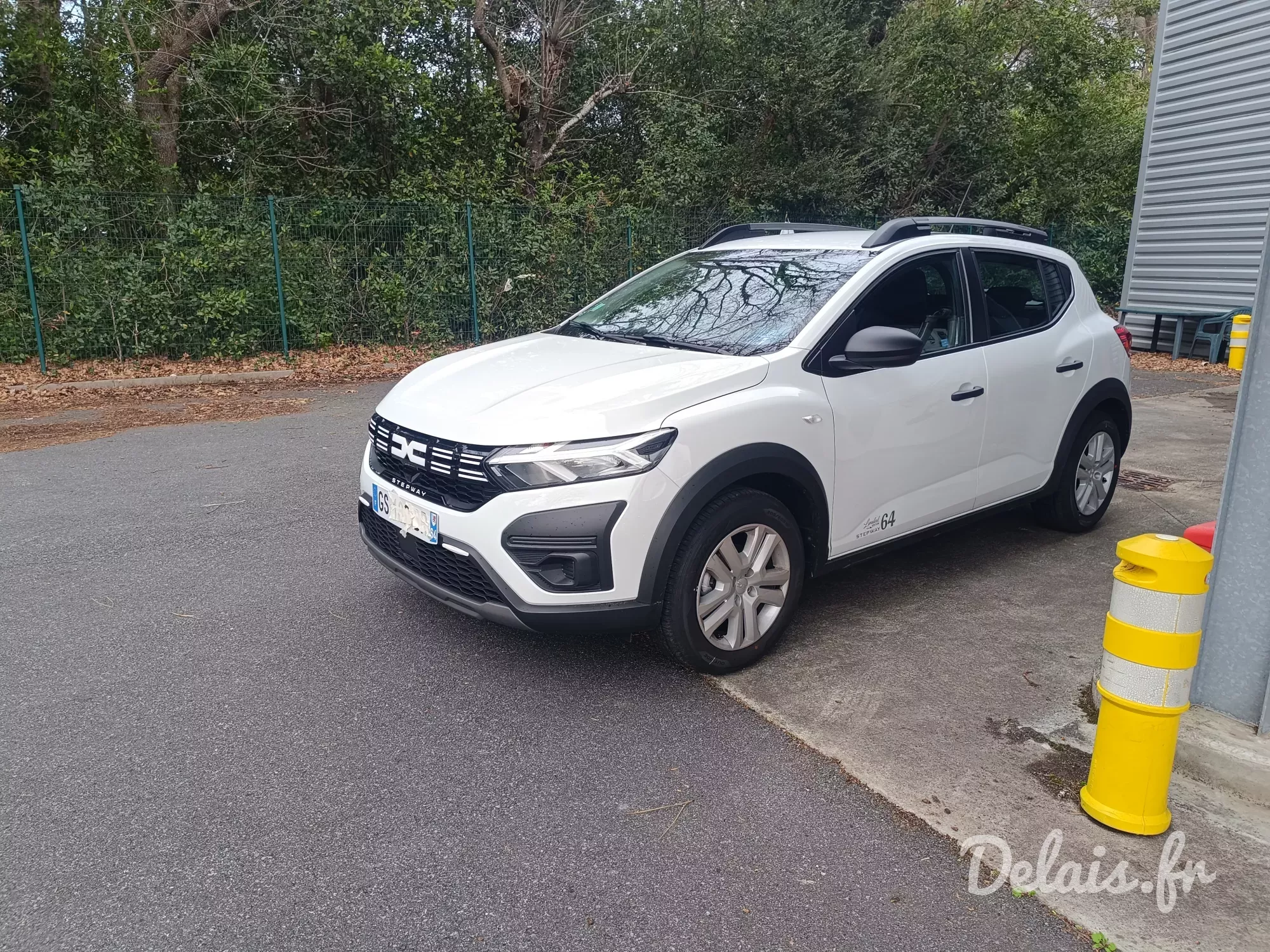 Dacia Sandero Blanc Glacier Stepway Essential