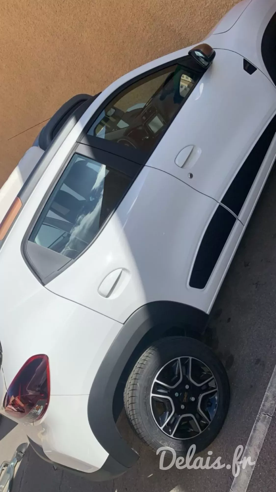 Dacia Spring Blanc Kaolin Extreme