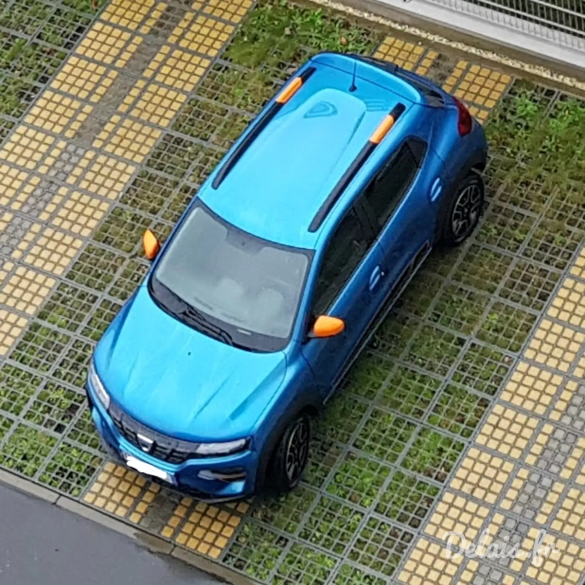 Dacia Spring Bleu Cenote Confort Plus