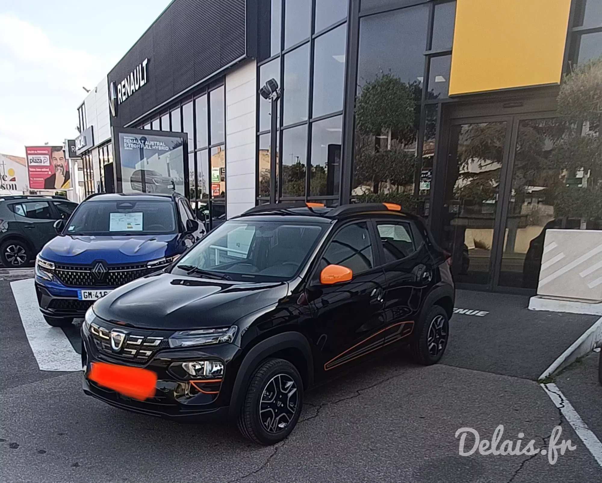 Dacia Spring Noir Magma Confort Plus