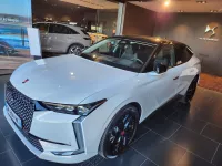 DS 4 Blanc Nacré Performance Line + de Lionel